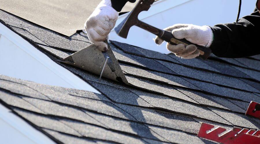 Professional gutter cleaning in Cooksburg, PA